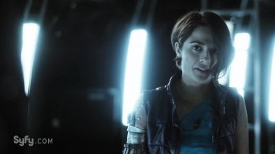 Clara! Luce! Start us up! - Killjoys