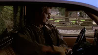 Clark. Come on, son, we don't have time to... - Smallville