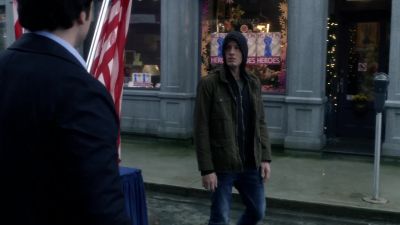 Clark: Hey, what are you doing? - Smallville