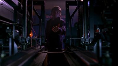 - Clark! - It's okay, buddy. - Smallville