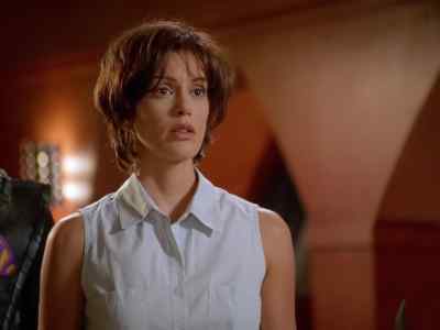 Clark. - Lois & Clark: The New Adventures of Superman