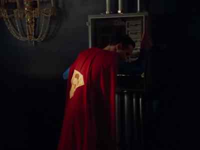 Clark. - Lois & Clark: The New Adventures of Superman
