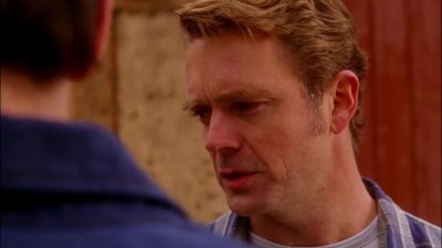Clark, we understand you wanting
to know more about your origins. - Smallville