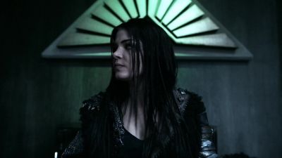 CLARKE: MOM? - The 100