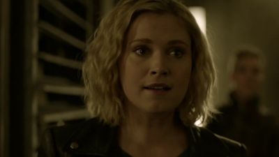 CLARKE: MURPHY,
GIVE IT UP. - The 100