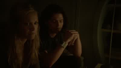 Clarke: What are we gonna do about her? - The 100