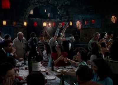 Class! Class! Un gateau. - The Red Shoes