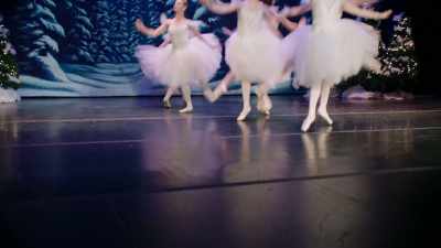 [classical music playing] - Sugar Plum Twist