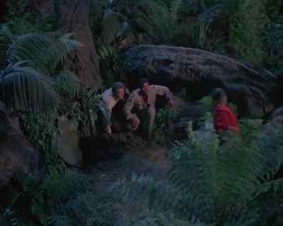 [ Clattering
continues ] - Land of the Giants