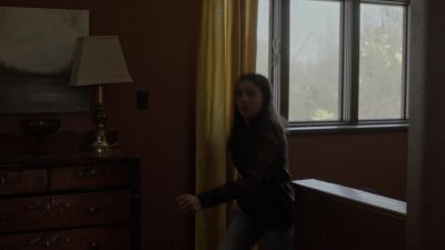 -[clattering]
-Judith! - Slasher