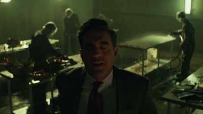 - (CLATTERS LOUDLY)
- On... damn it. The busboys. - Homecoming
