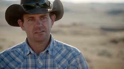 Clayton:
IF MY SUSPICIONS ARE RIGHT, - Dino Hunters