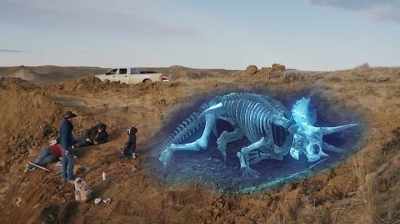 Clayton:
IT'S DEFINITELY WORTH KEEPING
OUR SHOVELS MOVING - Dino Hunters