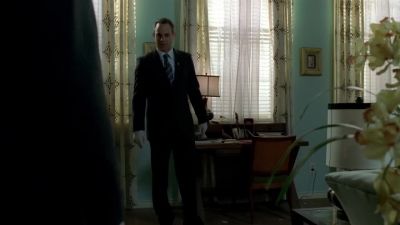 Clean it. Every surface,
like she never came home. Go. - Prison Break