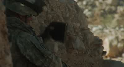 Clean it. - The Hurt Locker