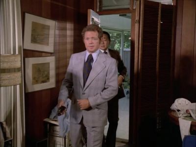 CLEAN. - Hawaii Five-O