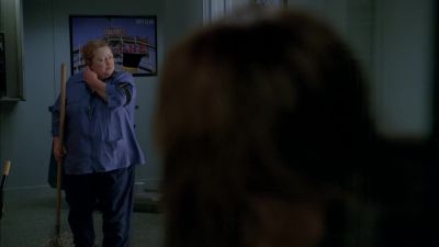 Cleaning lady:
Ma'am, what are you...? - Fringe