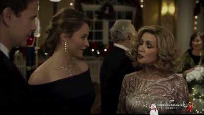 Clear up some things
once and for all. - Christmas Wishes & Mistletoe Kisses