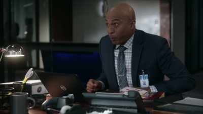 Clearly not. But I'm about to. - The Rookie: Feds