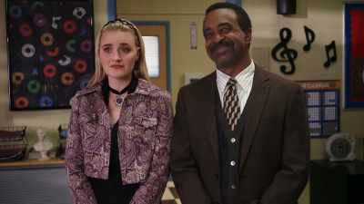Clearly,
that's what I am.
(CHUCKLES) - Schooled