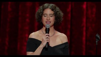 - [clears throat nervously]
- [audience laughing] - Ilana Glazer: Human Magic
