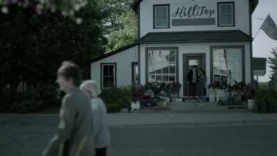 [clears throat] - Eyewitness