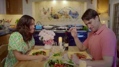 (CLEARS THROAT) - Eat, Love, London