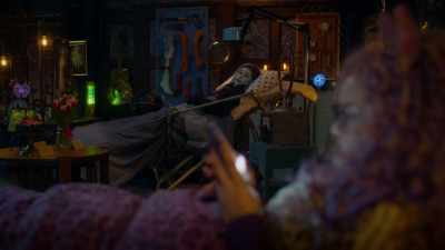 Cleo is hammering me - Monster High 2