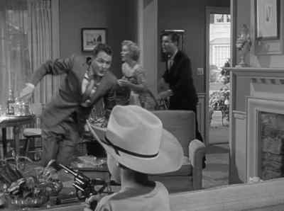 -Cleo...
-It's a real gun... - Alfred Hitchcock Presents