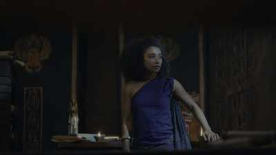 Cleopatra needs to cut a deal
with Octavian just to survive. - Queen Cleopatra