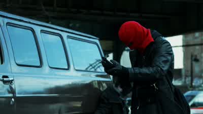 GORDON: Hold your fire! - Gotham