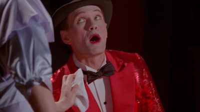 (clicks tongue) - American Horror Story