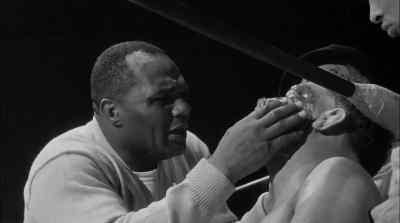 Clinch him. Hang on, Toro.
When you go down, stay down! - The Harder They Fall