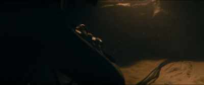 [clinking] - 47 Meters Down: Uncaged