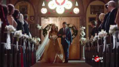 clip-tt10481792-s0e0 - Christmas with a Prince: Becoming Royal
