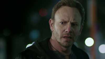 clip-tt6298780-s0e0 - Sharknado 5: Global Swarming