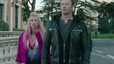 clip-tt6298780-s0e0 - Sharknado 5: Global Swarming