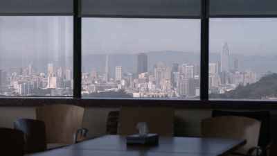 clip-tt7879350-s0e0 - End Game