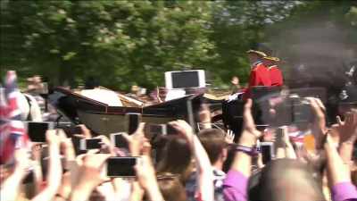 clip-tt8358168-s0e0 - The Royal Wedding Live with Cord and Tish!