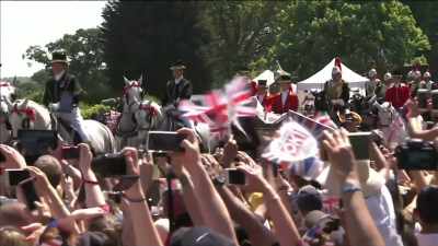 clip-tt8358168-s0e0 - The Royal Wedding Live with Cord and Tish!