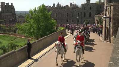 clip-tt8358168-s0e0 - The Royal Wedding Live with Cord and Tish!