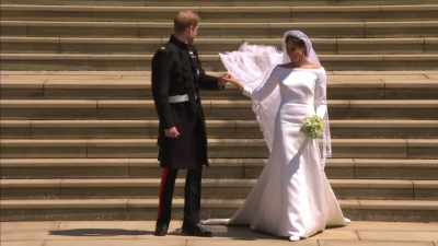 clip-tt8358168-s0e0 - The Royal Wedding Live with Cord and Tish!