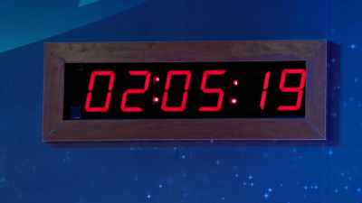 [clock beeps] - LOL: Last One Laughing Canada