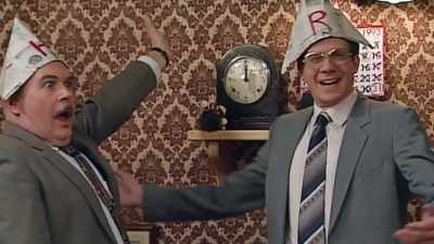 CLOCK CHIMES - Happy Birthday Mr Bean