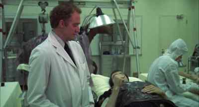Close your fist, please. - Futureworld