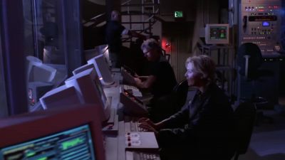 Close that iris. - Stargate SG-1