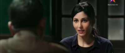 Close to the Sea Castle building - Aiyaary