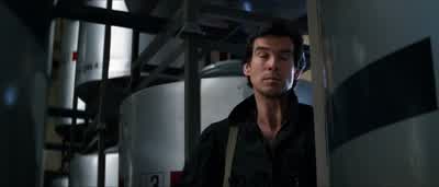 Fire! - Closing time, James! - GoldenEye