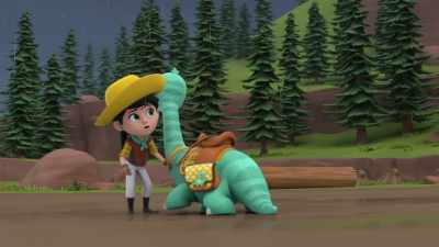 Clover, are you okay? - Dino Ranch