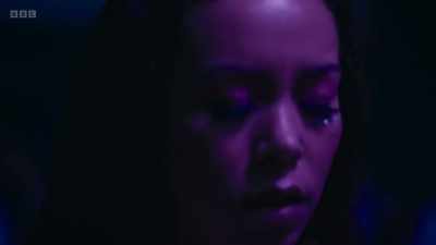 CLUB MUSIC PLAYS - Mood